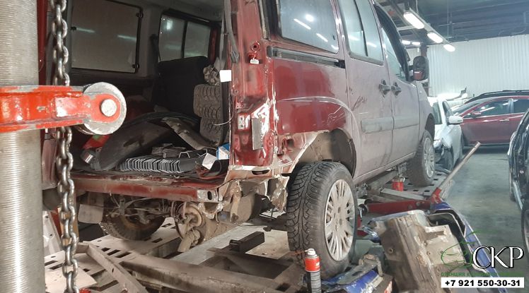 Кузовной ремонт задней правой части Фиат Добло (Fiat Doblo) в Спб от компании СКР
